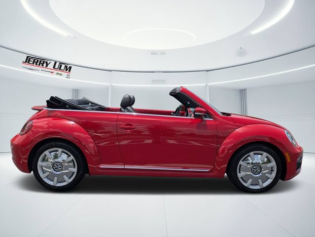 Used 2019 Volkswagen Beetle 2.0T SE w/ SE Premium Package FWD image 3