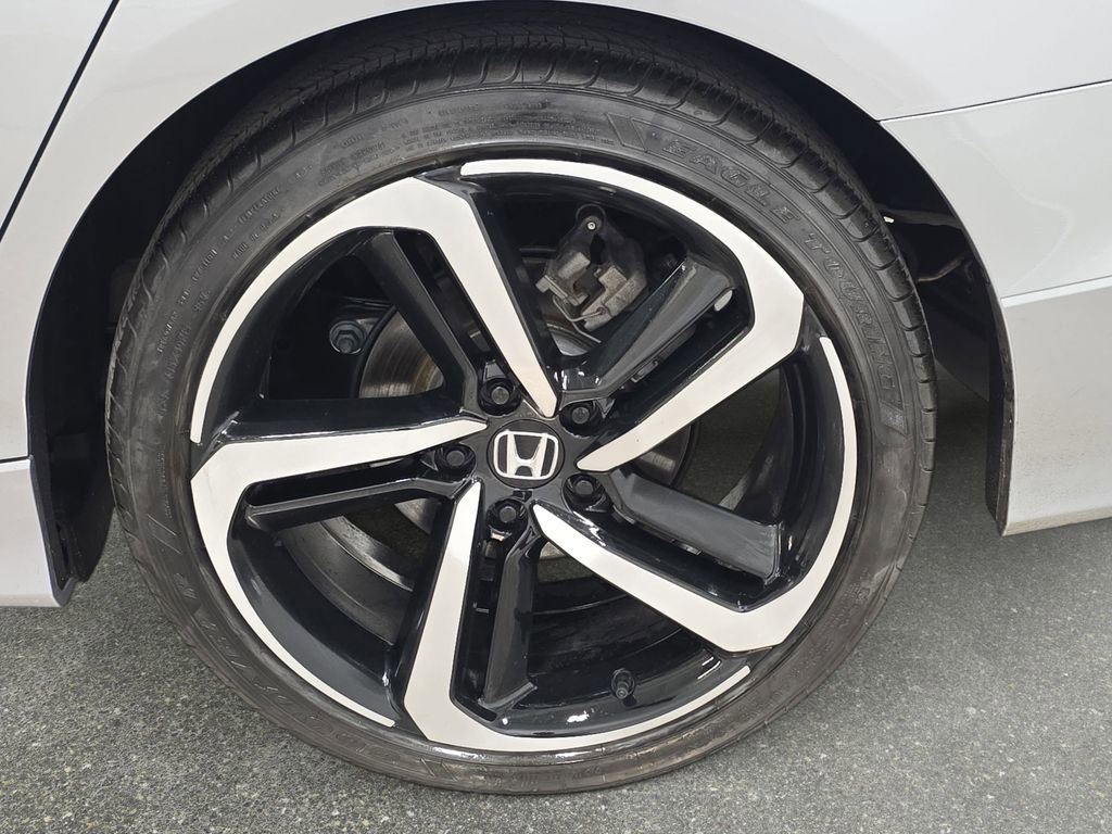 Used 2022 Honda Accord Sport image 32