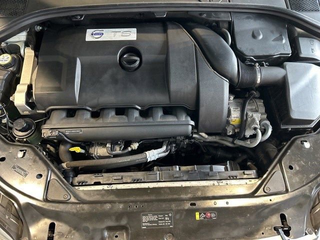 Used 2013 Volvo XC70 T6 Premier Plus image 43