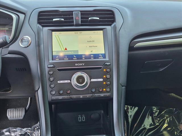 Used 2020 Ford Fusion Titanium AWD/4WD image 15
