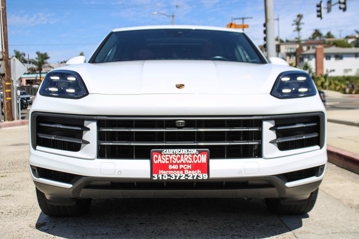 Used 2024 Porsche Cayenne S AWD/4WD image 10
