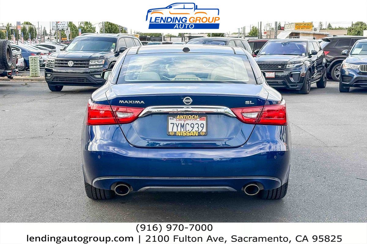 Used 2017 Nissan Maxima 3.5 SL FWD image 3