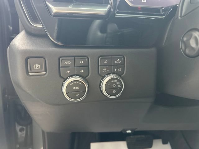 New 2026 GMC Sierra 1500 SLT w/ SLT Premium Package AWD/4WD image 10