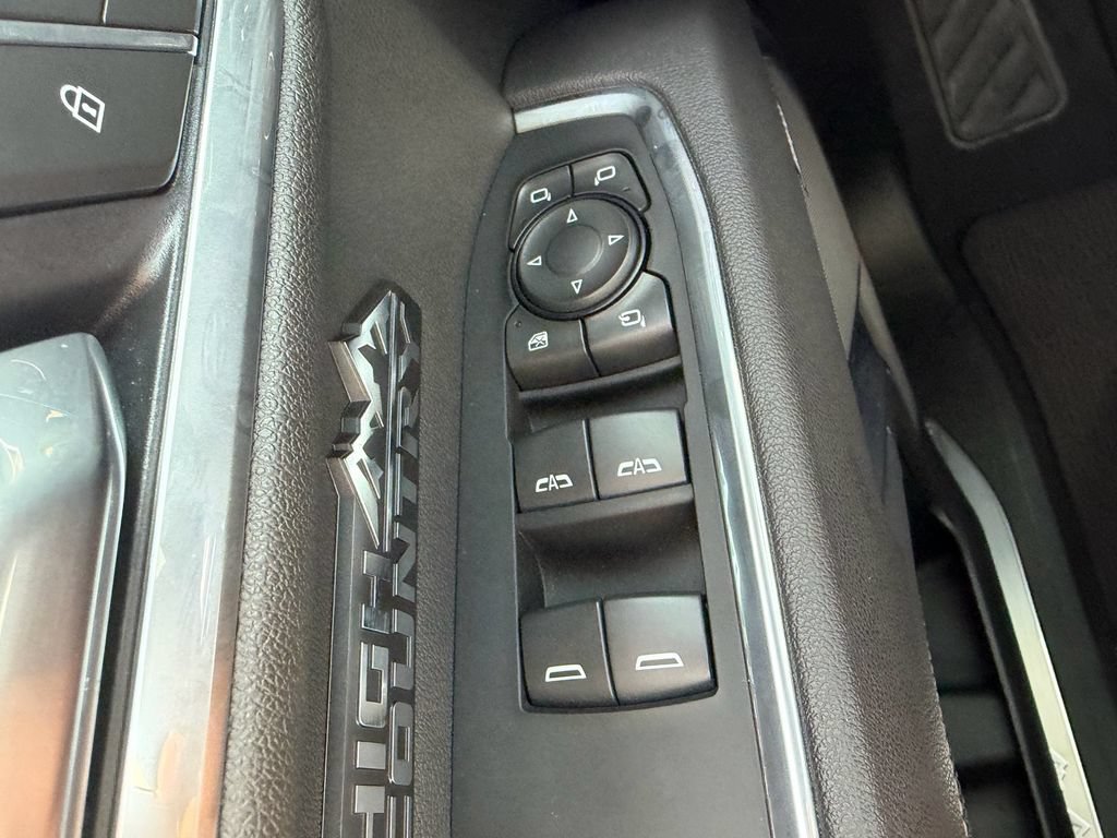 Used 2026 Chevrolet Silverado 1500 High Country w/ High Country Premium Package AWD/4WD image 36