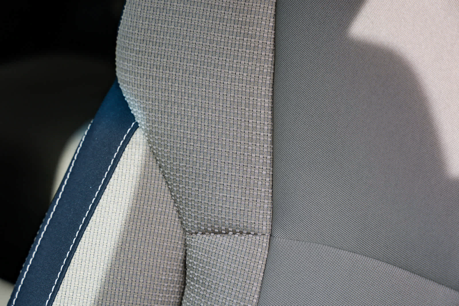 Used 2020 Subaru Outback Premium image 24