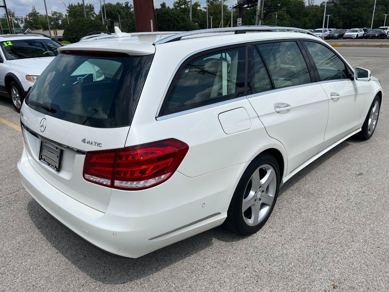 Used 2014 Mercedes-Benz E 350 4MATIC Wagon image 5