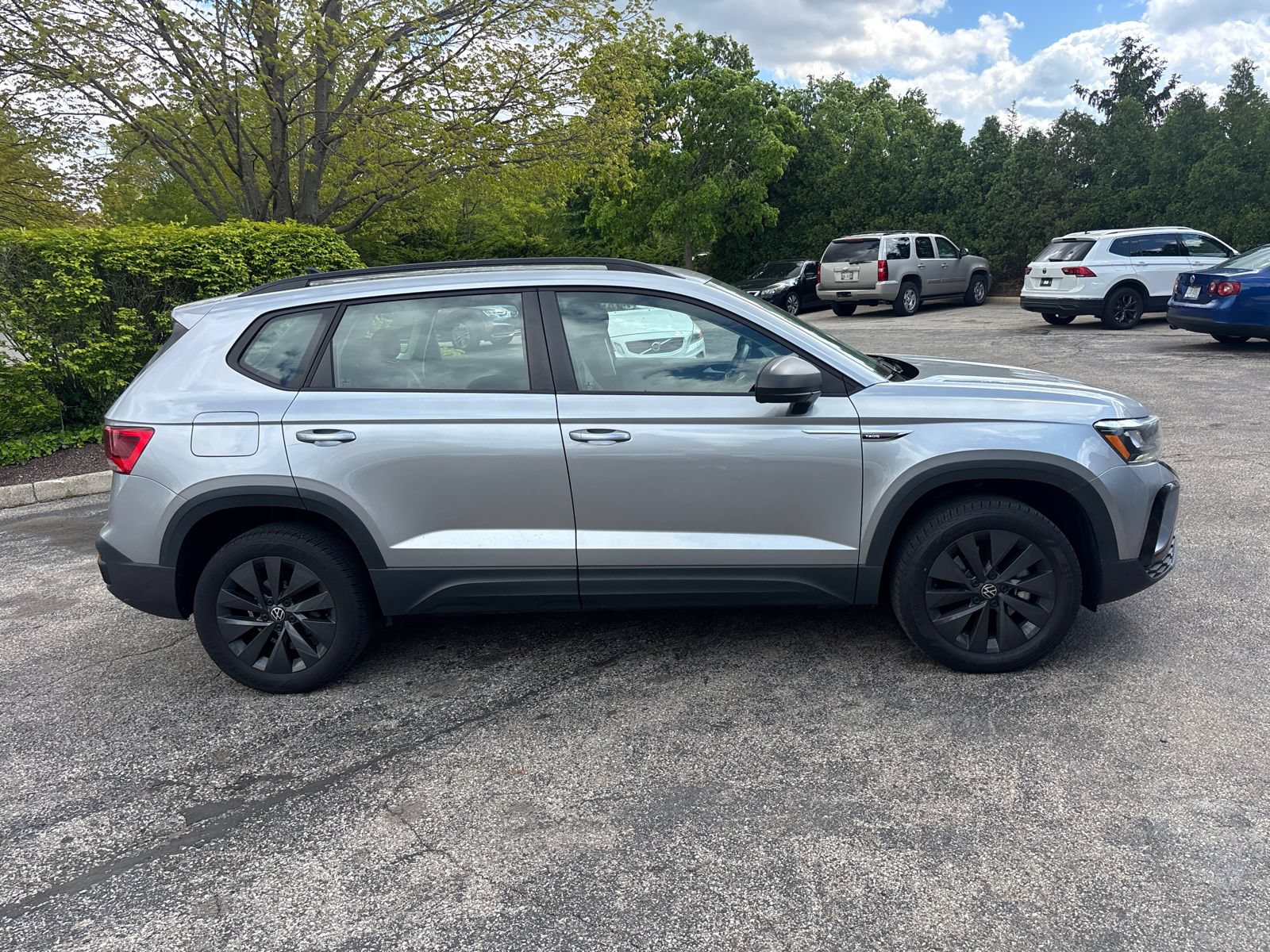 Certified 2023 Volkswagen Taos S FWD image 4