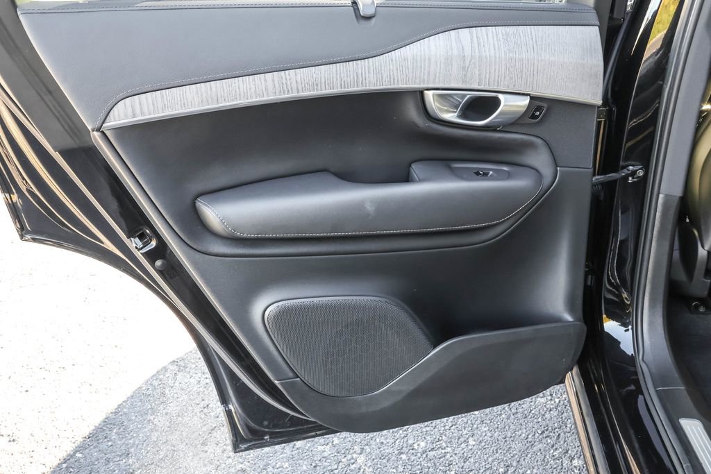 Used 2023 Volvo XC90 T8 Ultimate image 27