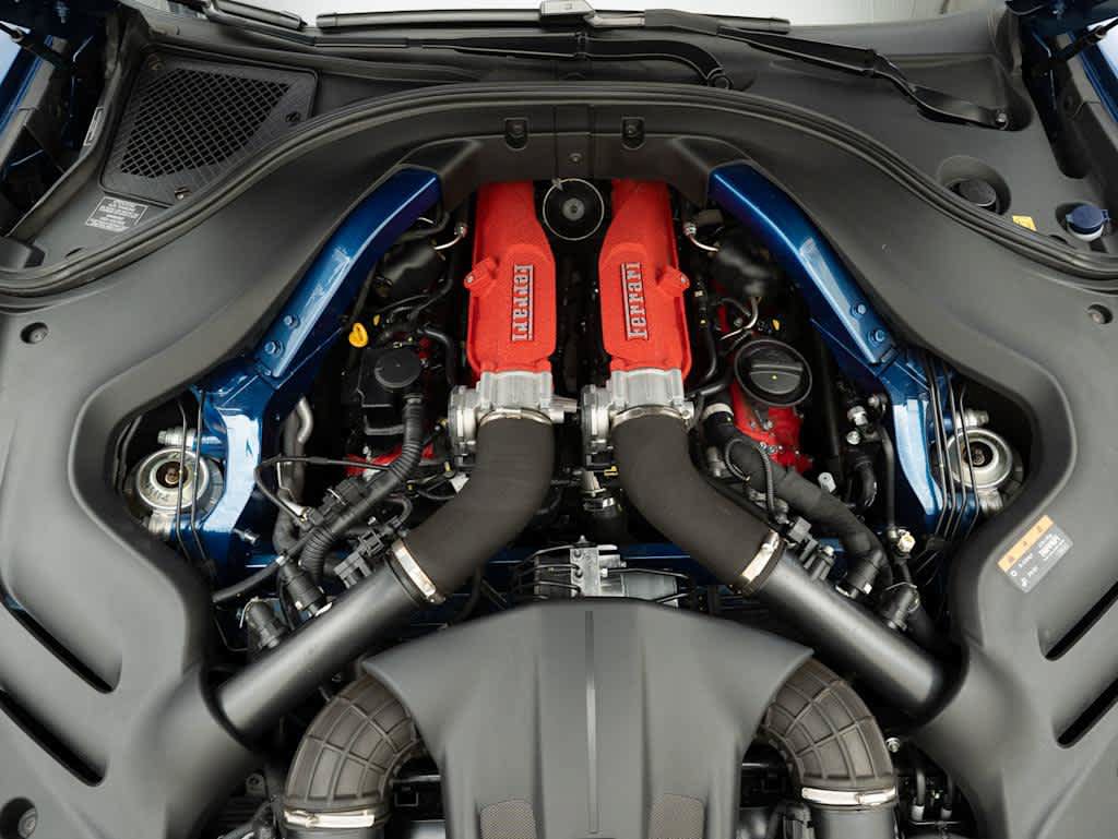 Used 2022 Ferrari Roma RWD image 29