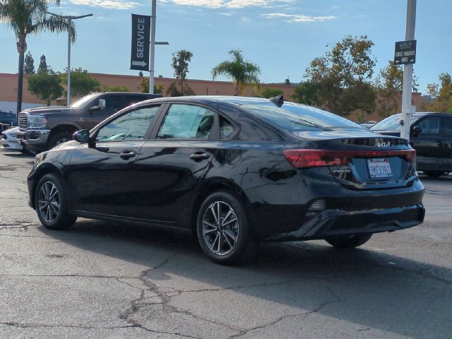 Certified 2023 Kia Forte LXS FWD image 5