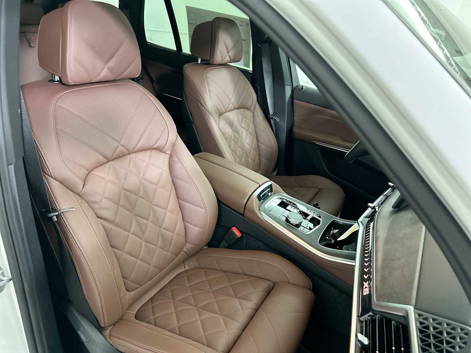 New 2026 BMW X5 xDrive40i w/ M Sport Package image 26
