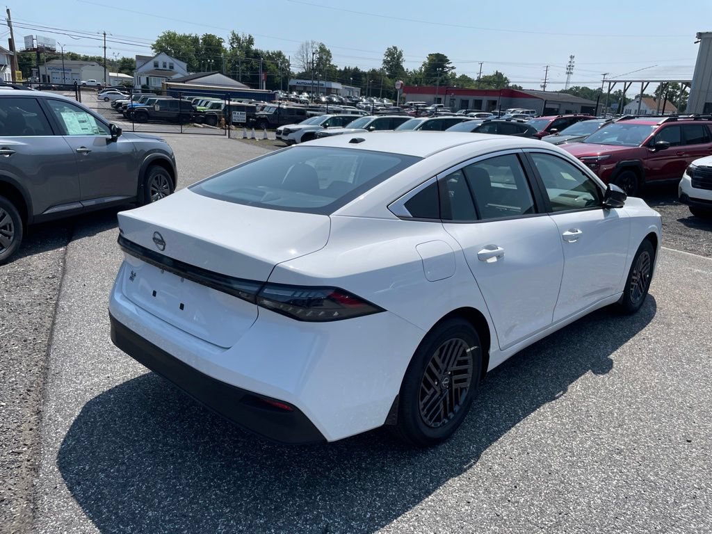 New 2026 Nissan Sentra SV w/ SV Convenience Package FWD image 5