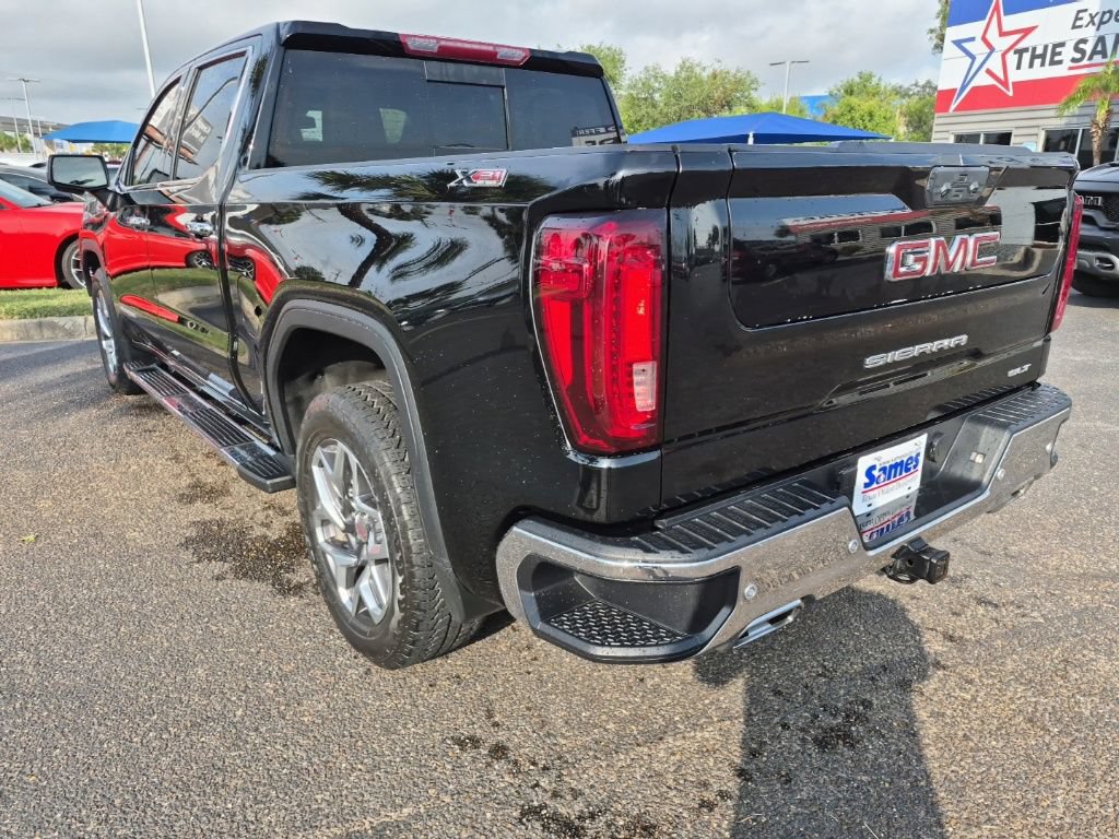Used 2024 GMC Sierra 1500 SLT AWD/4WD image 3