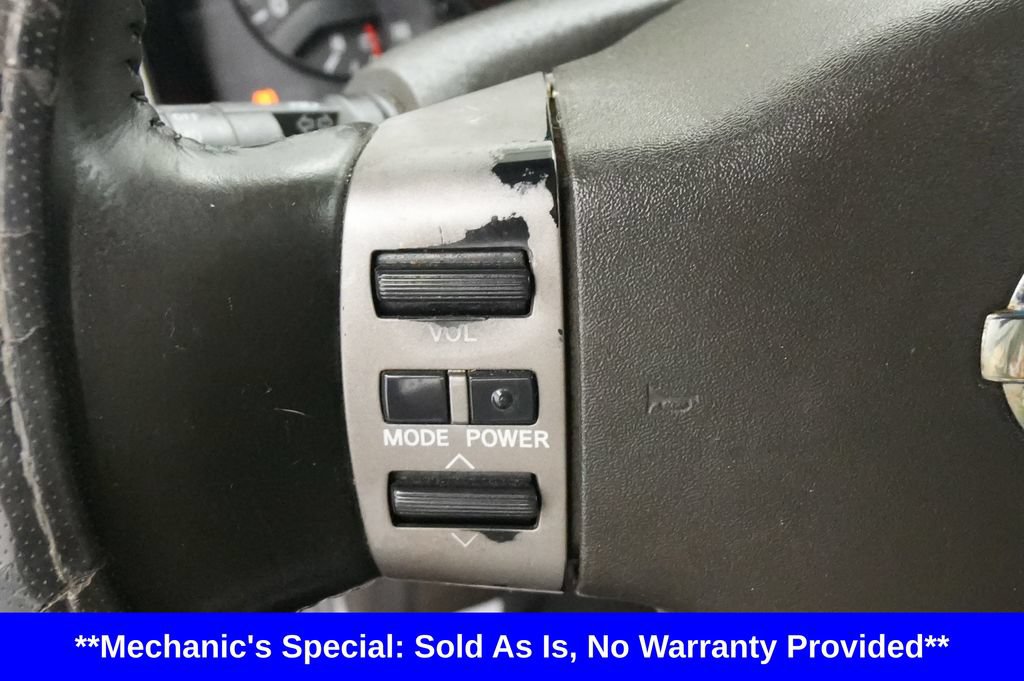 Used 2004 Nissan Titan LE w/ (SAB) Side-Airbag Pkg AWD/4WD image 34