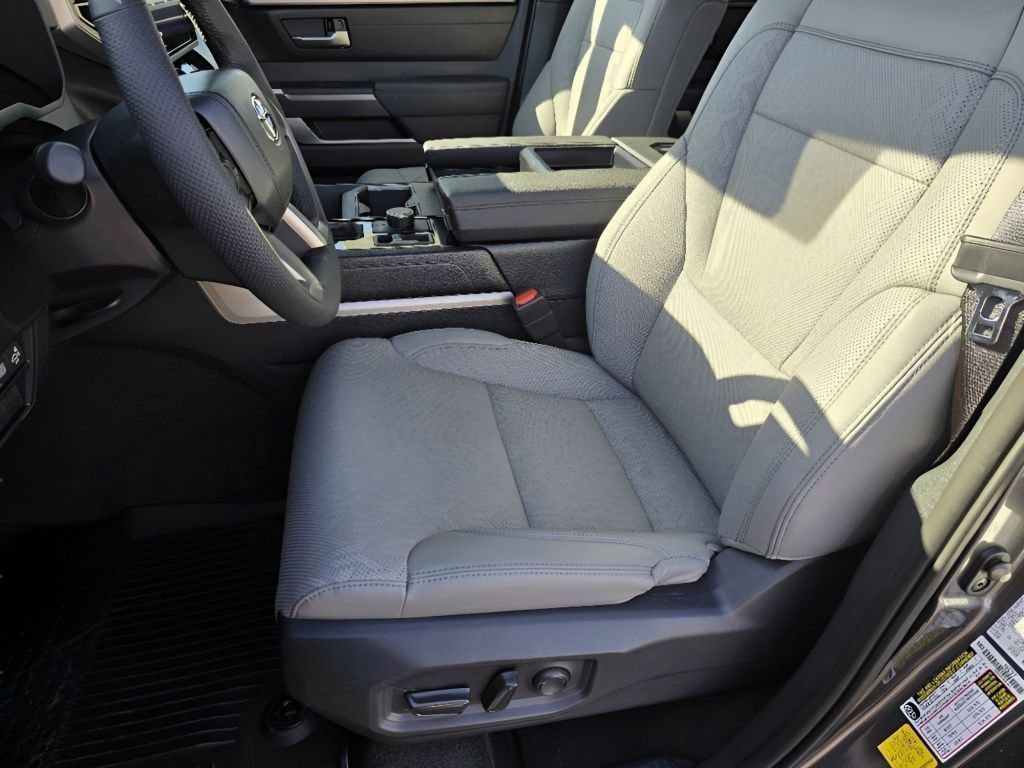 Used 2025 Toyota Tundra SR5 image 31