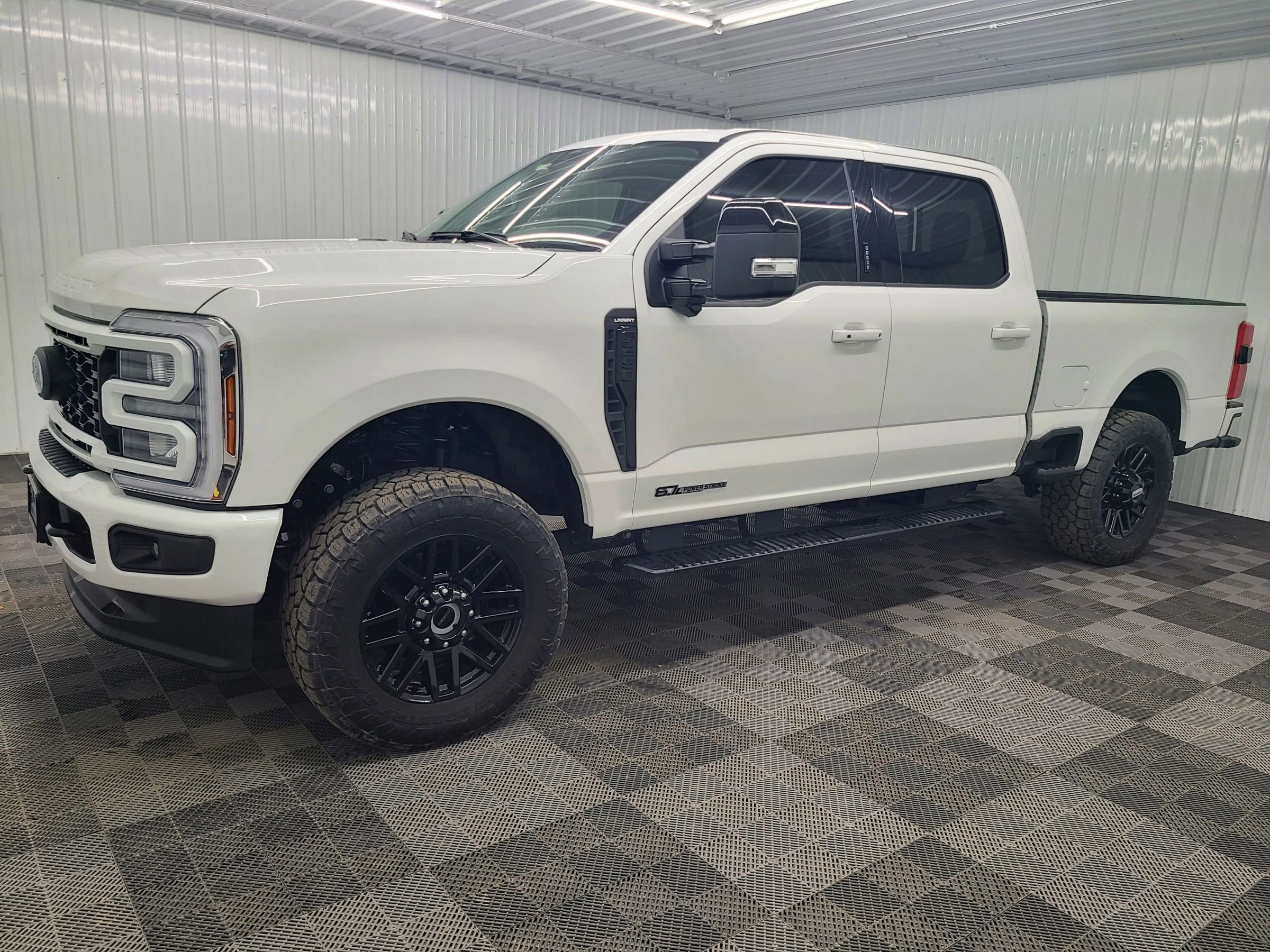 Used 2024 Ford F250 Lariat w/ Sport Appearance Package image 7