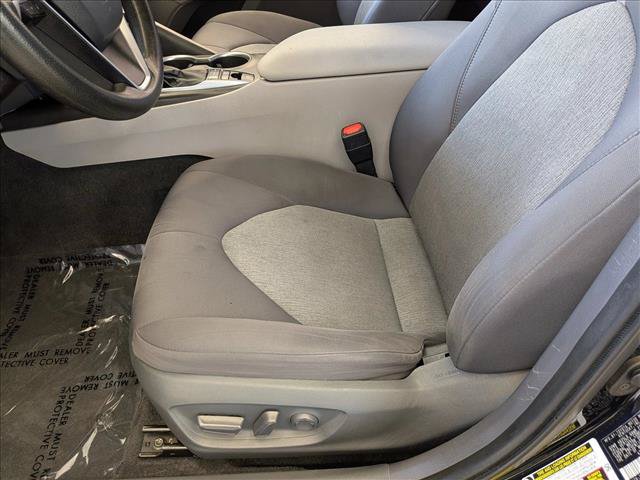 Used 2021 Toyota Camry LE FWD image 21