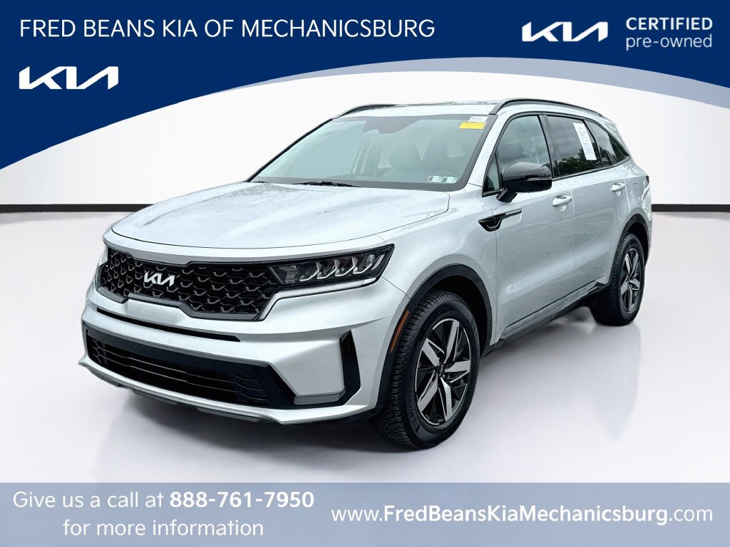 Certified 2022 Kia Sorento S FWD image 3