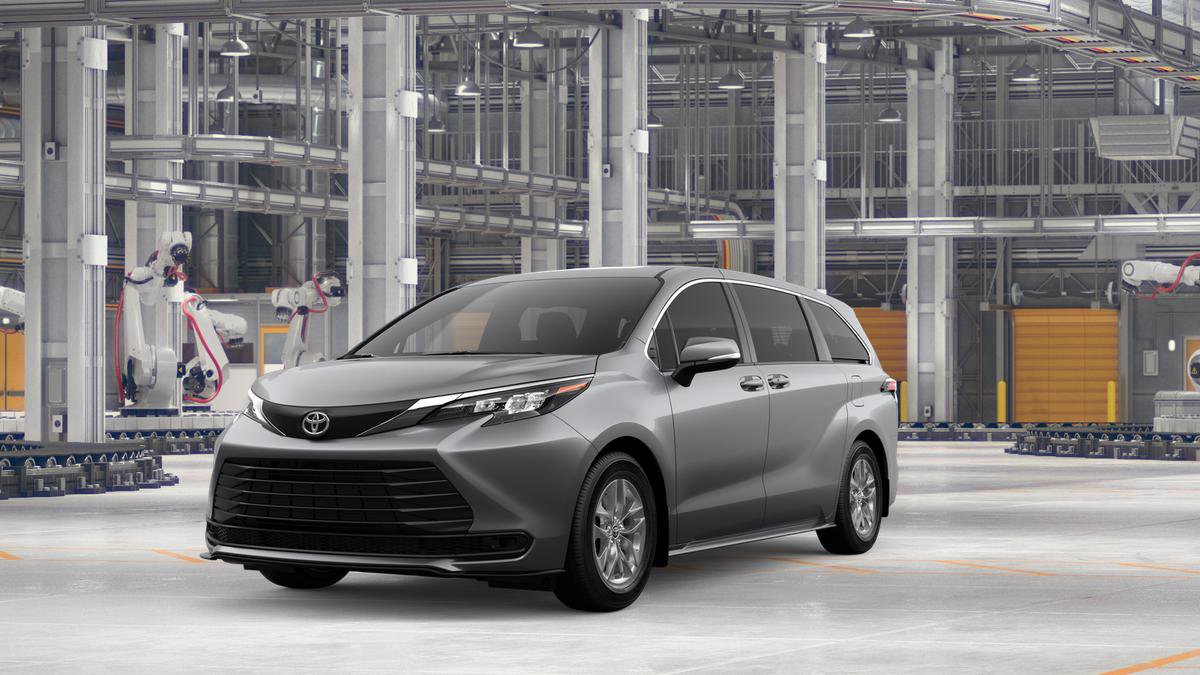 New 2026 Toyota Sienna LE FWD image 1