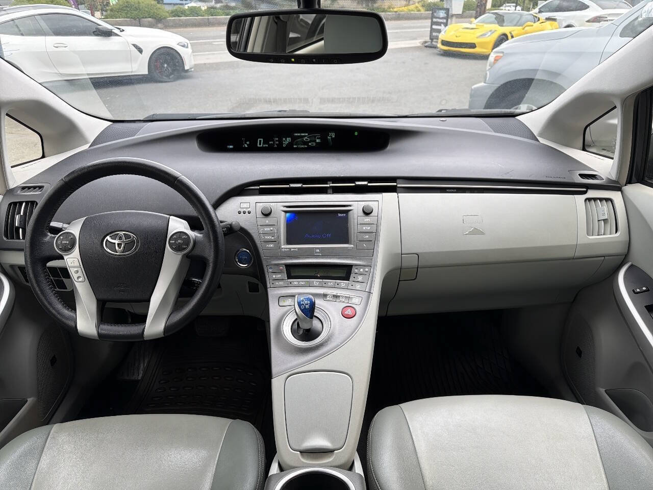 Used 2014 Toyota Prius Four FWD image 21
