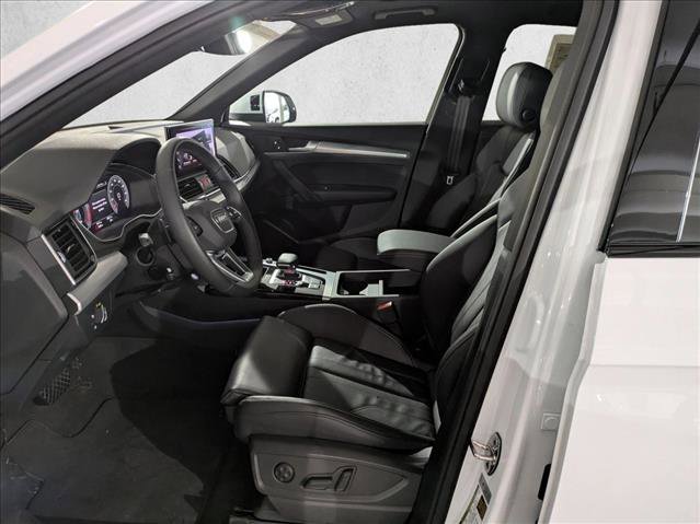 Certified 2025 Audi Q5 2.0T Premium image 16