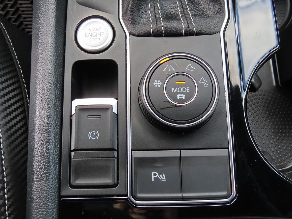 Used 2023 Volkswagen Atlas Cross Sport SEL R-Line image 10