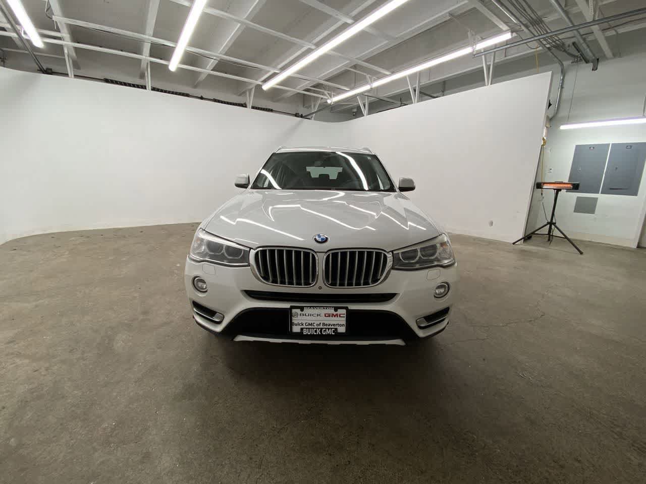 Used 2016 BMW X3 xDrive28d image 9
