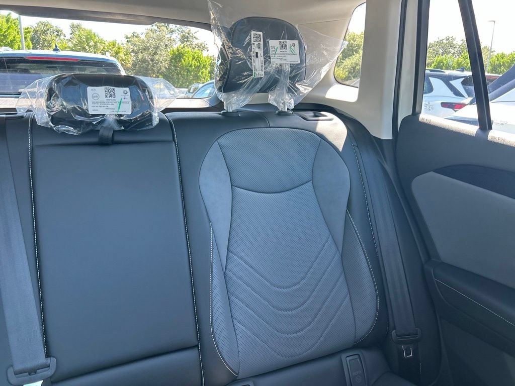 New 2026 Volkswagen Tiguan SE FWD image 14