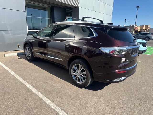 Used 2023 Buick Enclave Avenir w/ Avenir Technology Package AWD/4WD image 10