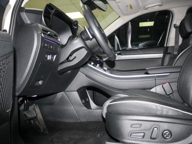 Used 2025 Hyundai Palisade Calligraphy image 11