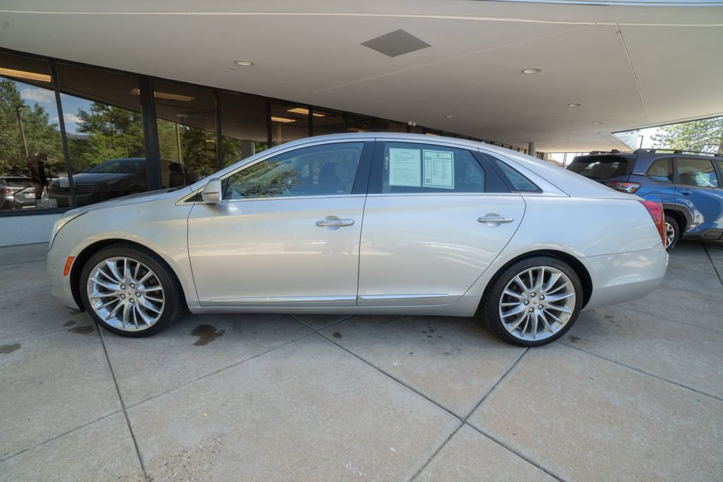 Used 2014 Cadillac XTS Platinum FWD image 4