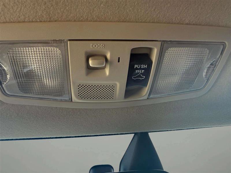Used 2014 Mitsubishi Outlander GT image 38