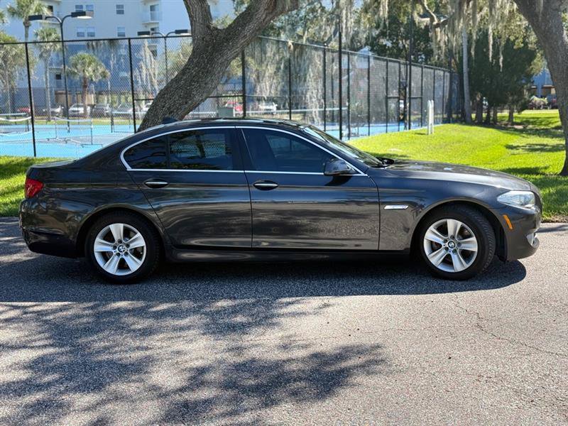 Used 2011 BMW 528i Sedan RWD image 6