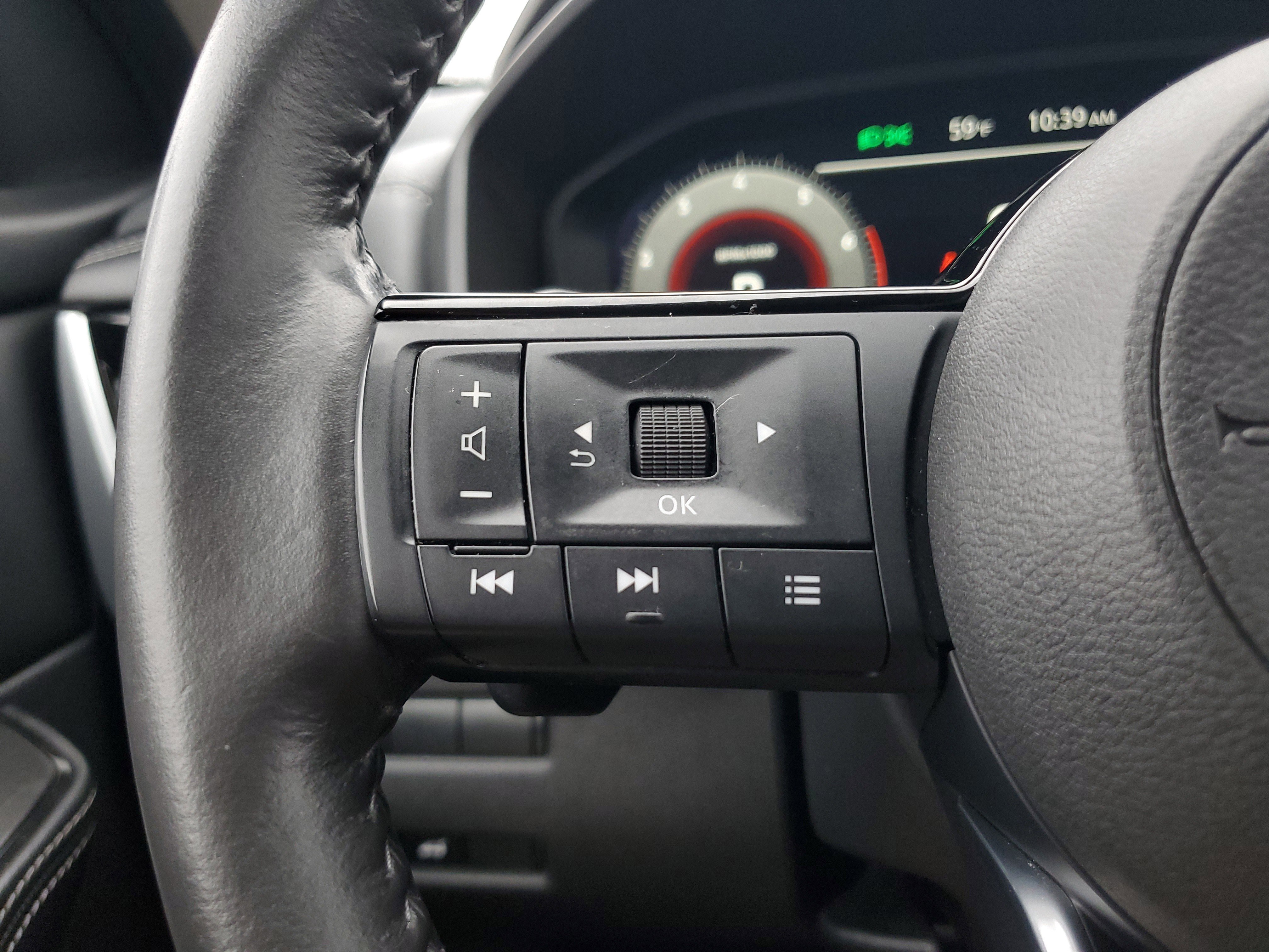 Used 2024 Nissan Rogue SL image 22