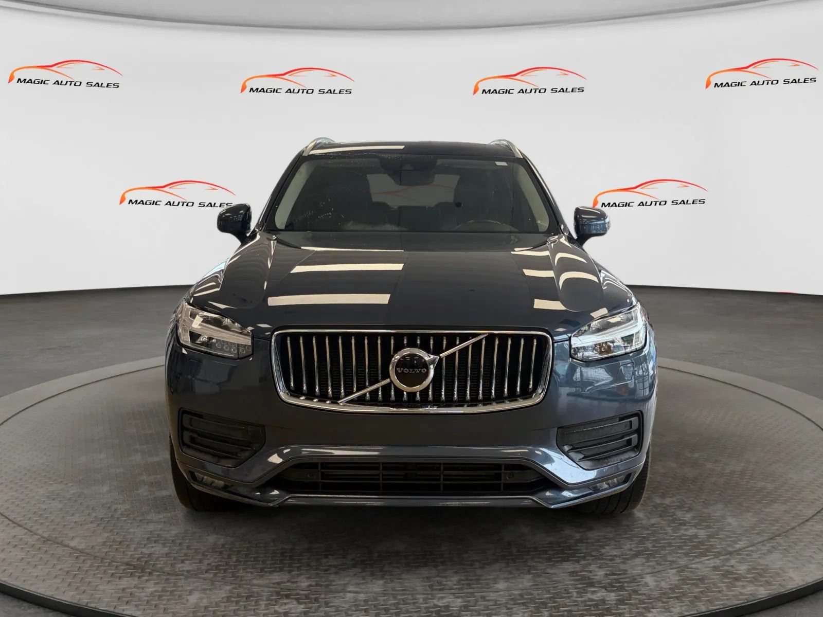 Used 2022 Volvo XC90 T5 Momentum w/ Climate Package AWD/4WD image 3