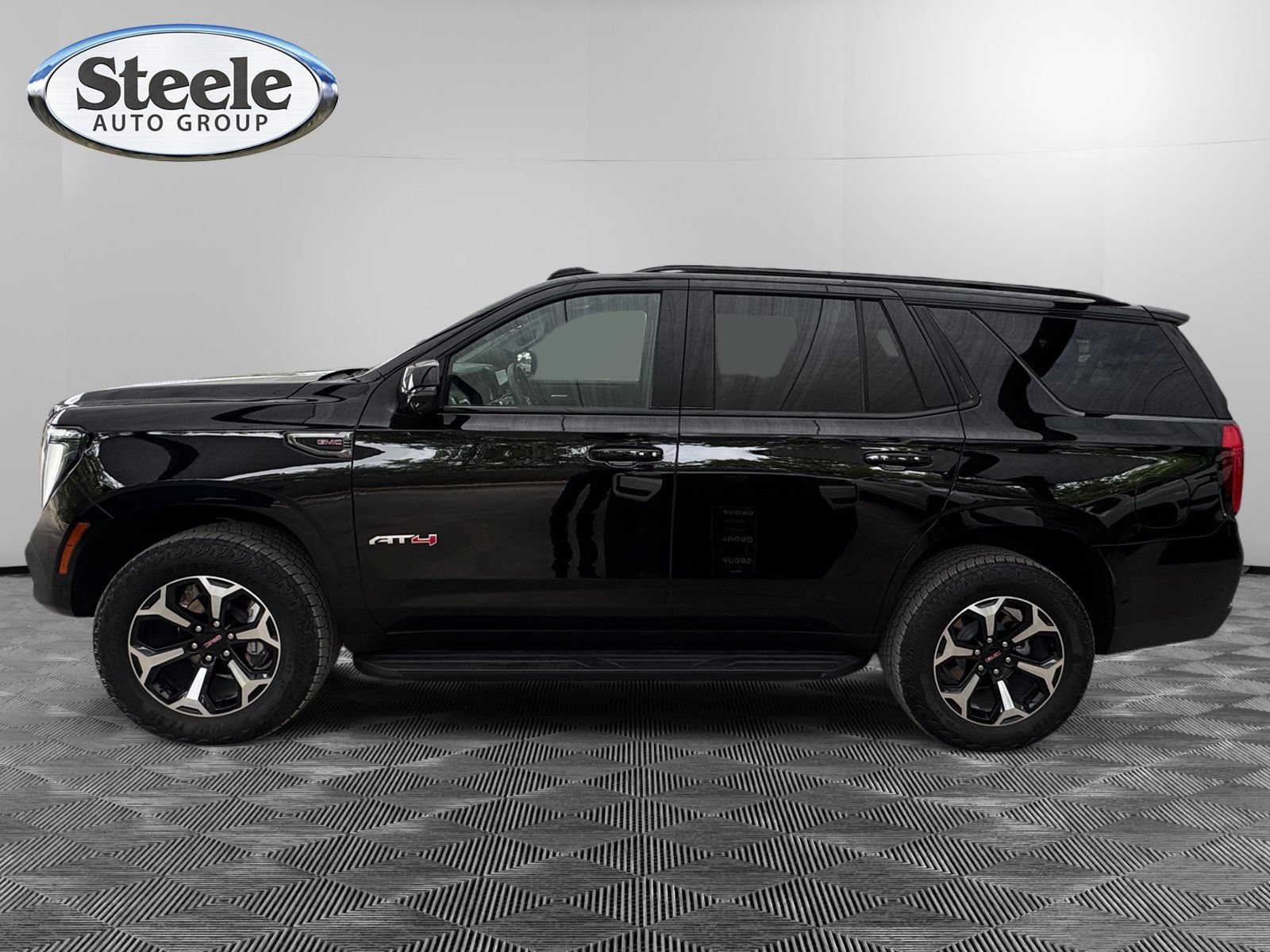 Certified 2025 GMC Yukon AT4 AWD/4WD image 2