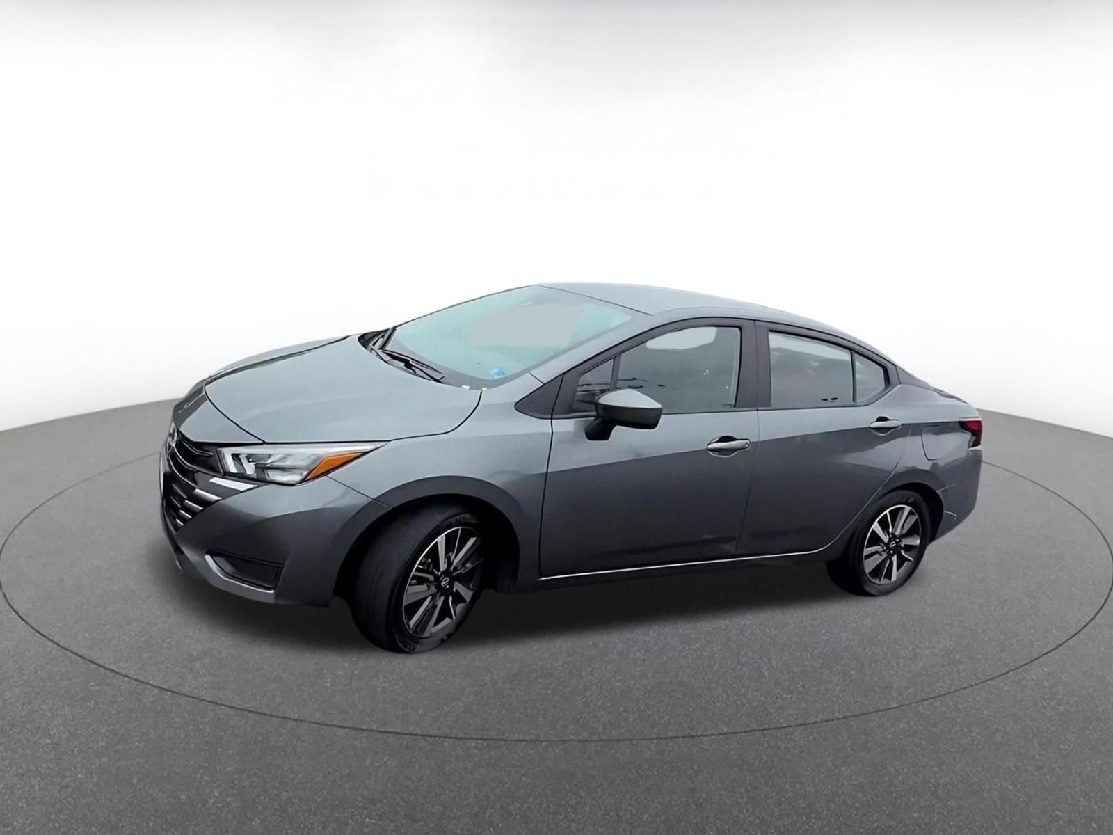 Used 2025 Nissan Versa SV FWD image 8