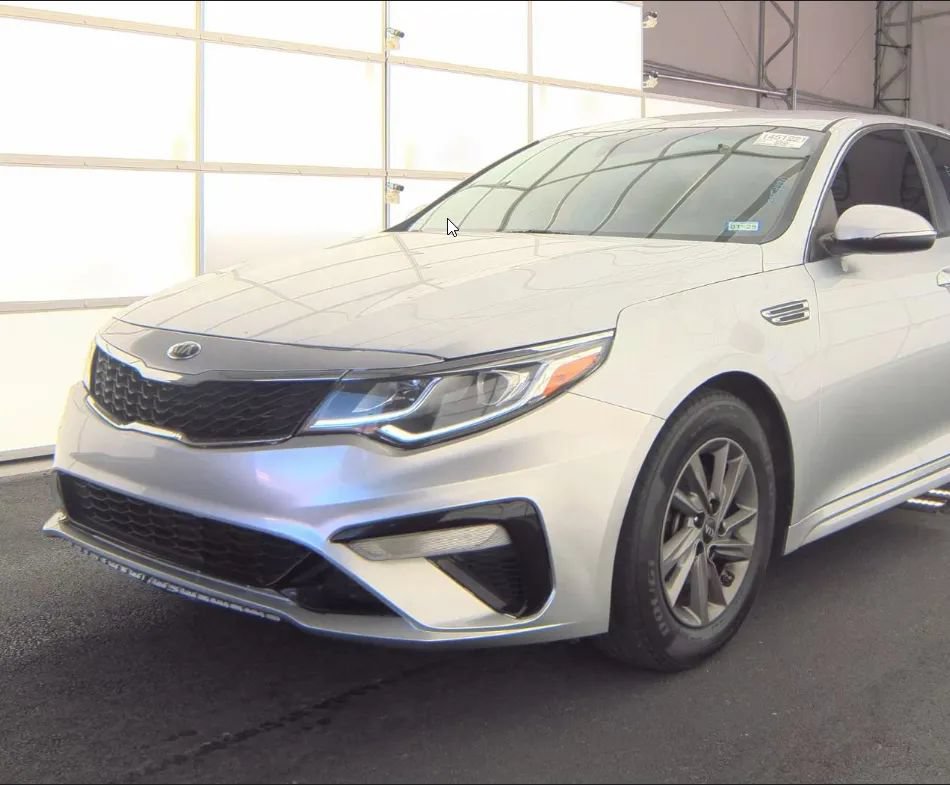 Used 2020 Kia Optima LX FWD image 1