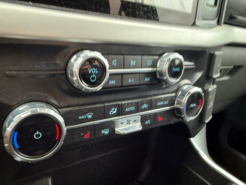 Used 2022 Ford F150 XLT w/ Equipment Group 302A High image 12