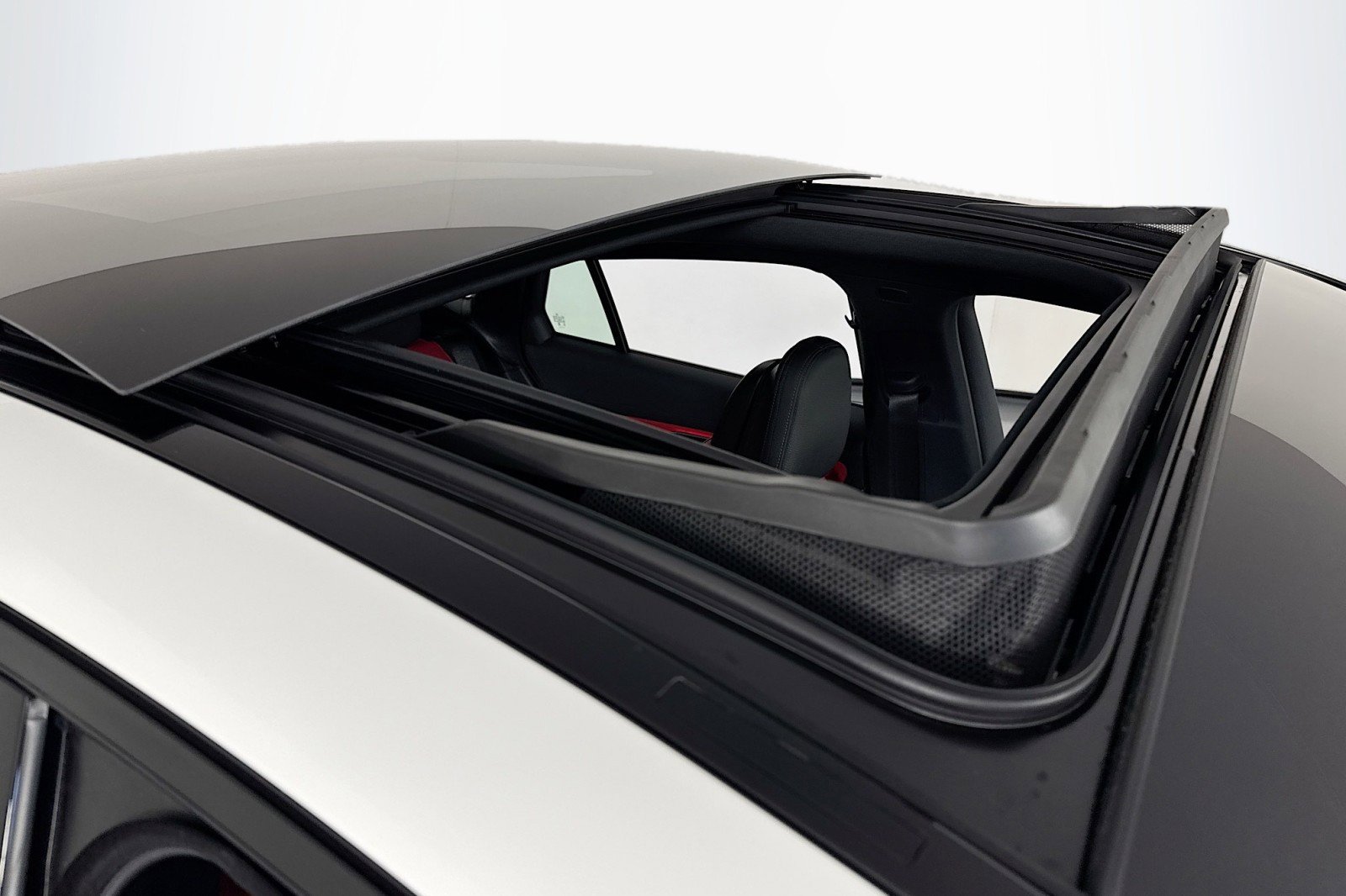 New 2026 Mercedes-Benz GLC 43 AMG 4MATIC Coupe image 21