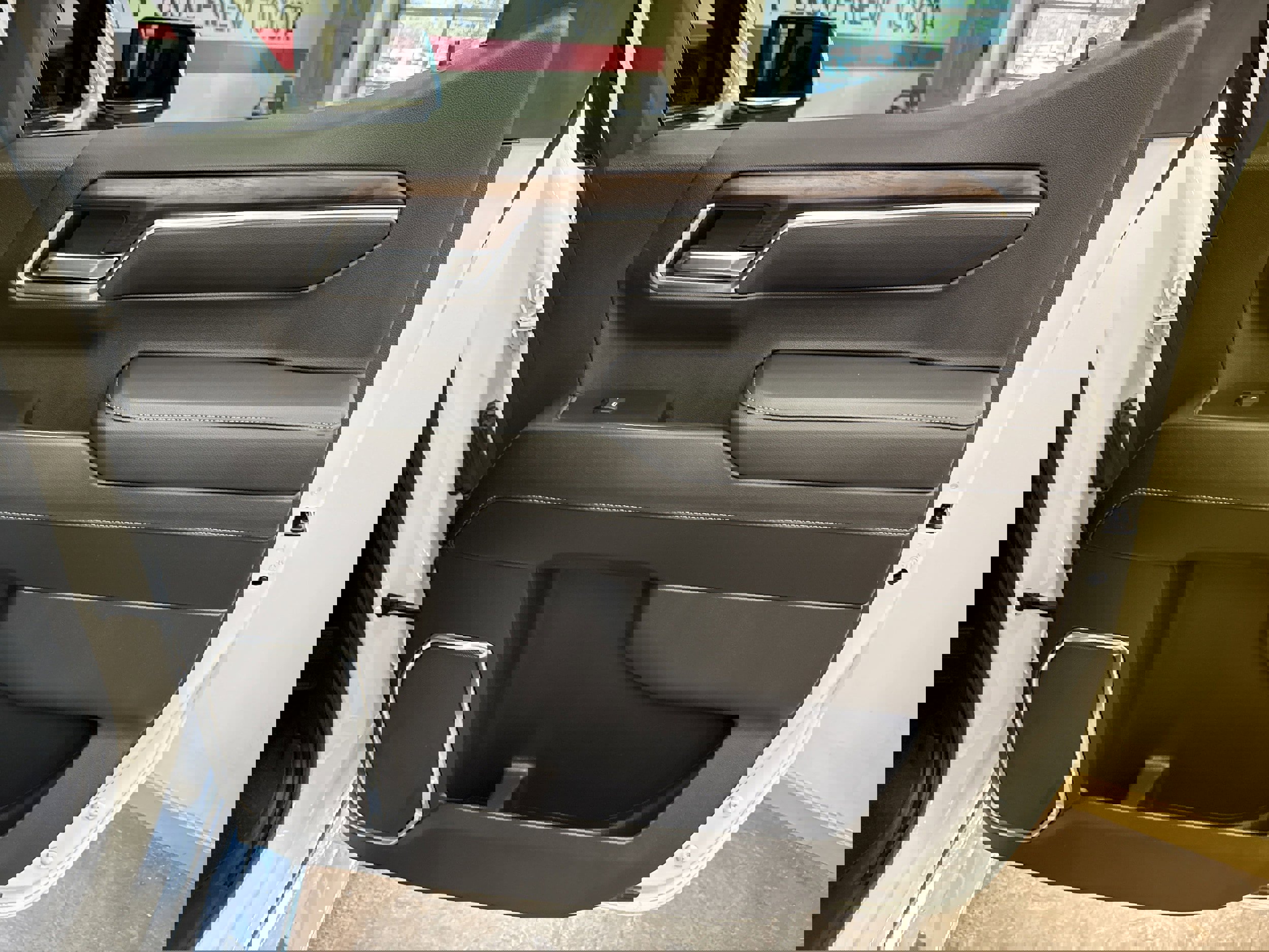 Used 2023 GMC Sierra 1500 SLT w/ SLT Premium Package image 19