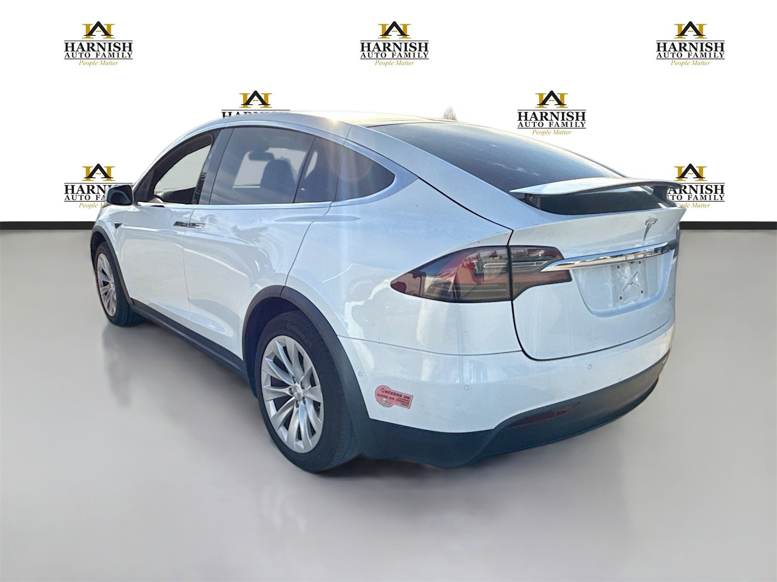 Used 2019 Tesla Model X 75D image 4