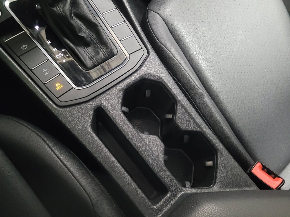 Used 2020 Volkswagen Jetta SEL image 26