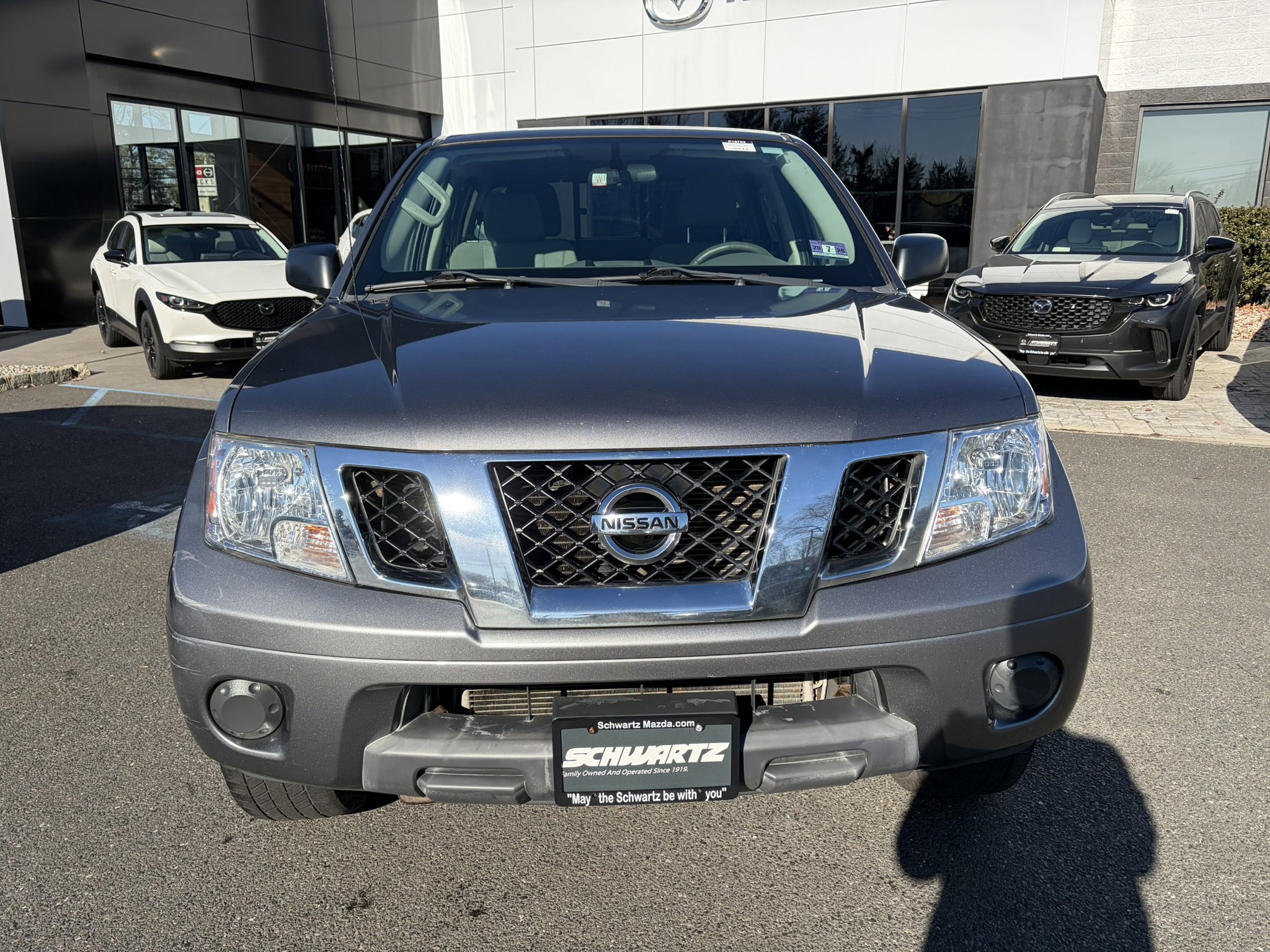 Used 2019 Nissan Frontier SV image 7