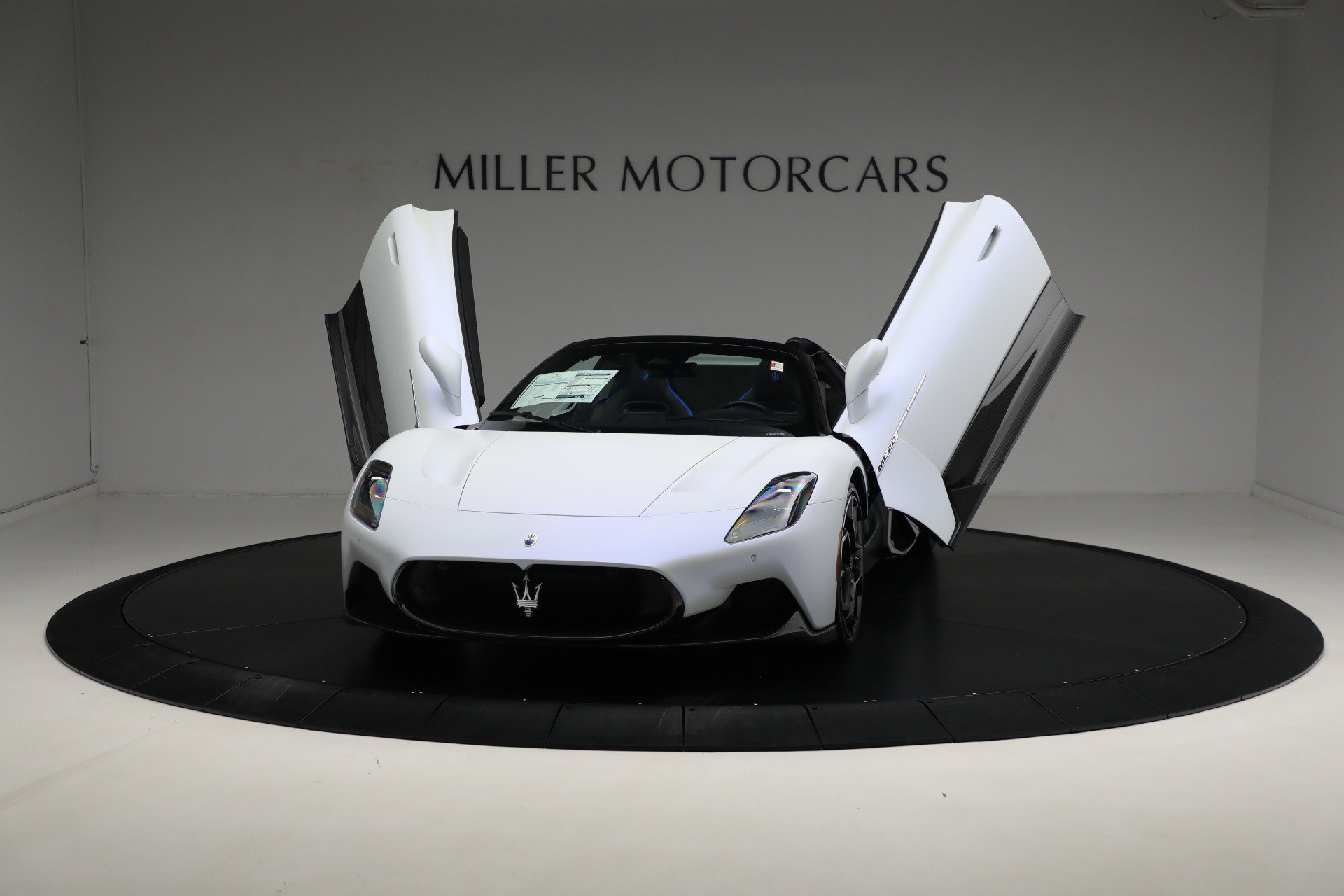 Used 2023 Maserati MC20 Spyder RWD image 27