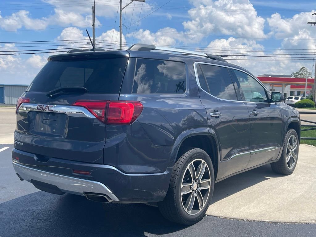 Used 2019 GMC Acadia Denali w/ Technology Package FWD image 8