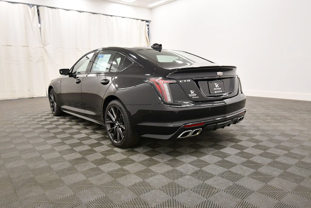 Used 2025 Cadillac CT5 V w/ Technology Package AWD/4WD image 5