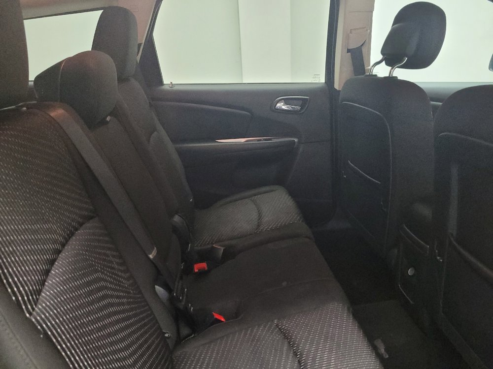 Used 2020 Dodge Journey SE w/ SE Popular Equipment Group image 19