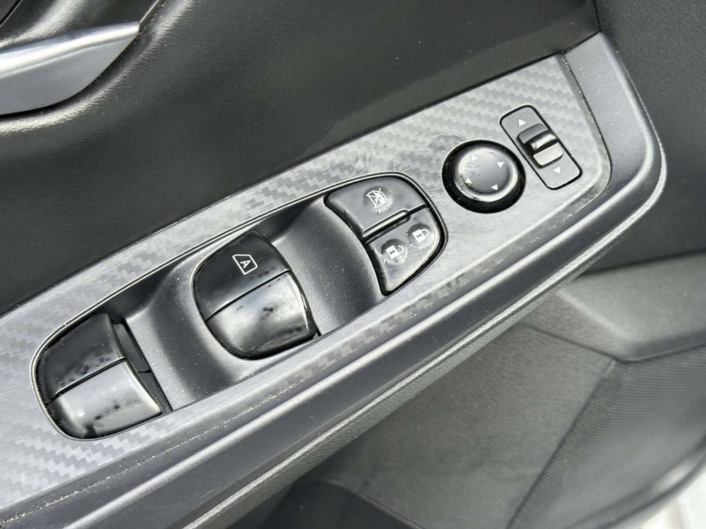 Used 2024 Nissan Sentra SV FWD image 17