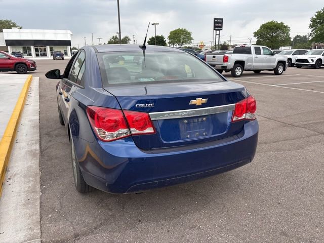 Used 2013 Chevrolet Cruze LS FWD image 9